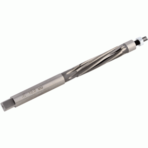 Adjustable reamer