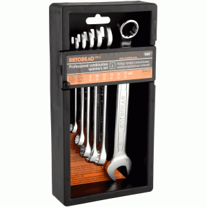 Combination wrench set